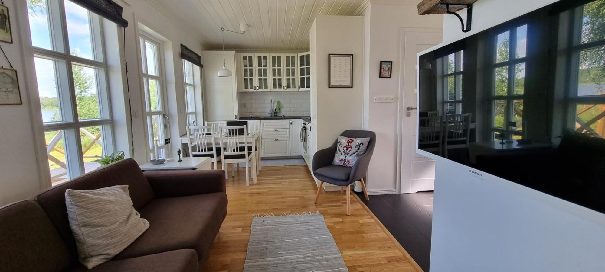 Mysig Stuga Med Sjoetomt, Naera Jaervsoebacken Exteriör bild